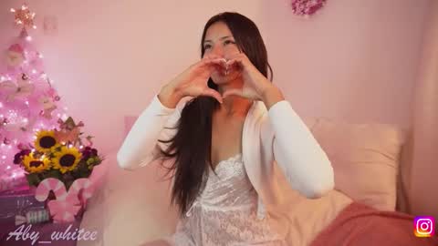   Aby   online show from December 19, 2025, 5:36 am