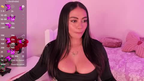 Snapshot of abynanami chatting on February 26, 2025, 8:11 pm Abynanami online show from February 26, 2025, 8:11 pm