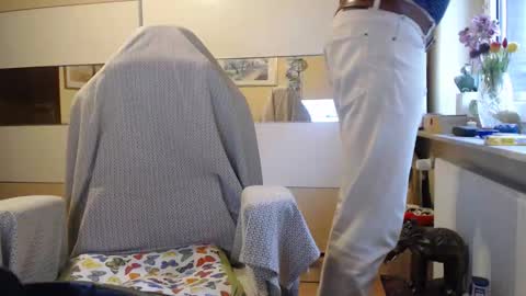 Snapshot of ach471 chatting on November 2, 2025, 8:28 am ach471 online show from November 2, 2025, 8:28 am