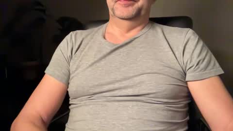 Snapshot of achtinch chatting on December 4, 2025, 10:40 pm ACHTINCH online show from December 4, 2025, 10:40 pm