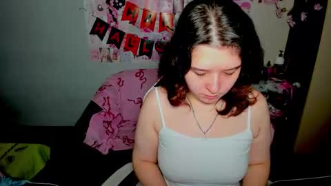 Snapshot of acid_kate chatting on October 28, 2025, 12:58 am Kate online show from October 28, 2025, 12:58 am