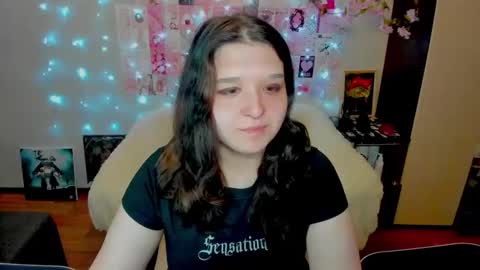 Snapshot of acid_kate chatting on May 27, 2026, 12:40 am Kate online show from May 27, 2026, 12:40 am