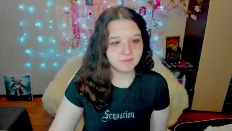 Snapshot of acid_kate chatting on June 3, 2026, 12:13 am Kate online show from June 3, 2026, 12:13 am