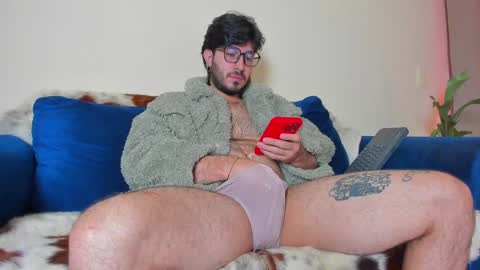 R. online show from January 23, 2025, 12:30 pm