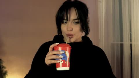 Snapshot of actavia_rose chatting on December 24, 2024, 3:26 pm my inst love inside 17 online show from December 24, 2024, 3:26 pm