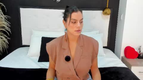    online show from July 30, 2026, 1:32 pm