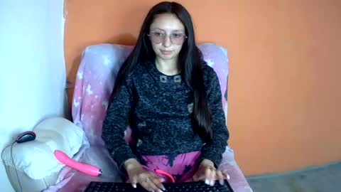 Ada naugthy28 online show from June 15, 2026, 11:18 pm
