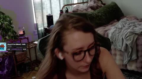 Snapshot of adalinarae chatting on February 27, 2025, 6:31 pm Adalina Rae online show from February 27, 2025, 6:31 pm