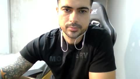 Snapshot of adam_clarke chatting on January 13, 2025, 10:14 am adam clarke online show from January 13, 2025, 10:14 am