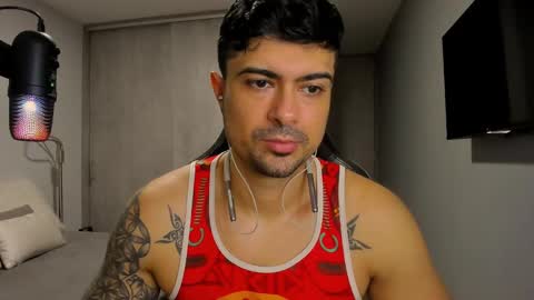 Snapshot of adam_clarke chatting on February 9, 2025, 9:49 pm adam clarke online show from February 9, 2025, 9:49 pm