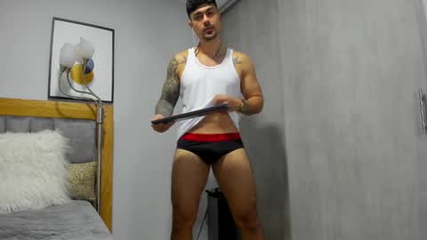 Snapshot of adam_clarke chatting on February 25, 2025, 1:20 am adam clarke online show from February 25, 2025, 1:20 am