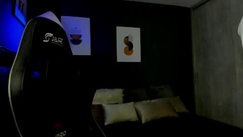 Snapshot of adam_clarke chatting on May 13, 2026, 1:36 am adam clarke online show from May 13, 2026, 1:36 am