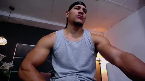 adam_fit19cm online show from September 13, 2025, 2:06 pm