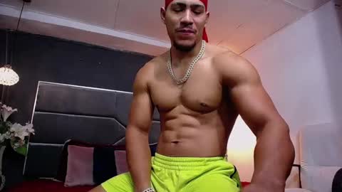 adam_fit19cm online show from September 18, 2025, 1:57 pm
