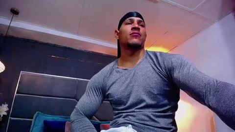 adam_fit19cm online show from January 17, 2026, 2:11 pm