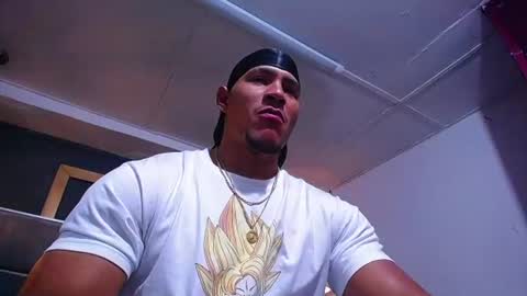 adam_fit19cm online show from July 2, 2026, 2:01 pm