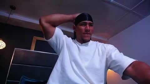 adam_fit19cm online show from July 4, 2026, 1:50 pm