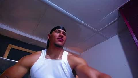 adam_fit19cm online show from July 10, 2026, 2:08 pm