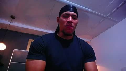 adam_fit19cm online show from July 11, 2026, 1:36 pm