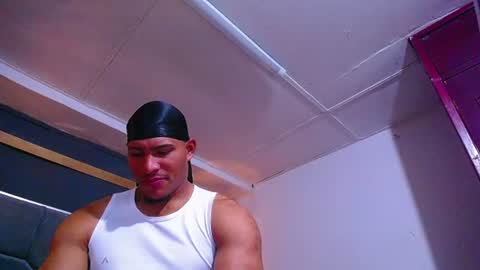adam_fit19cm online show from July 28, 2026, 2:05 pm