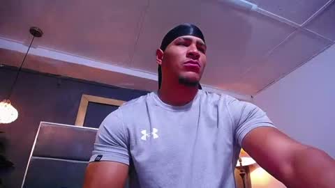 adam_fit19cm online show from July 30, 2026, 1:43 pm
