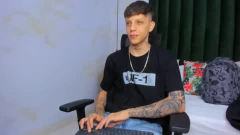 Snapshot of adam_hard_ chatting on January 16, 2025, 8:03 pm Adam online show from January 16, 2025, 8:03 pm