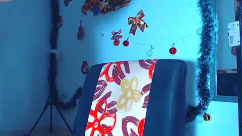 adam hot11 online show from December 10, 2024, 1:00 am