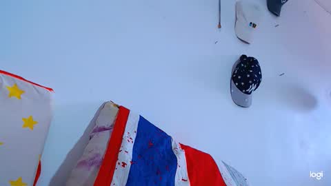 adam hot11 online show from November 16, 2025, 7:19 pm