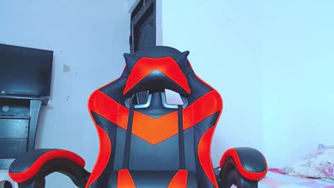 adam hot11 online show from December 20, 2025, 8:38 pm