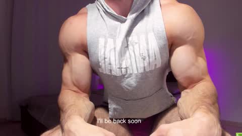 Snapshot of adam_muscle_ chatting on November 26, 2025, 9:27 pm Adam online show from November 26, 2025, 9:27 pm