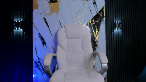 adam_piarse online show from February 25, 2025, 4:46 am