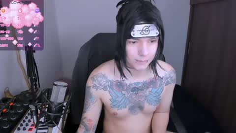 Snapshot of adam_rocket chatting on June 2, 2026, 1:07 am Adam online show from June 2, 2026, 1:07 am