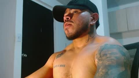 adam shilder7 online show from May 2, 2026, 12:59 am
