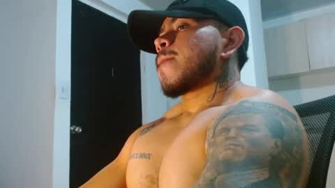 adam shilder7 online show from May 6, 2026, 6:52 am
