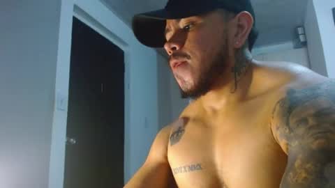 adam shilder7 online show from May 10, 2026, 5:56 am