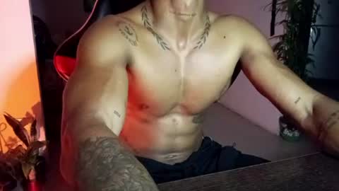 Snapshot of adam_valencia chatting on July 7, 2026, 3:09 am Adam Valencia online show from July 7, 2026, 3:09 am