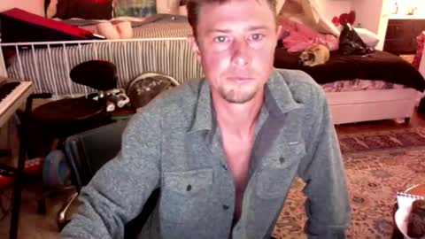 Adam online show from April 27, 2026, 4:43 am