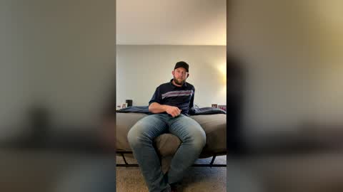 adamadams010203 online show from March 11, 2026, 9:32 pm