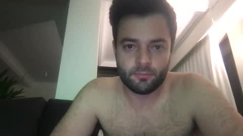 Snapshot of adamagreen99 chatting on January 16, 2025, 9:51 pm Alberto online show from January 16, 2025, 9:51 pm