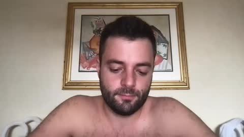 Snapshot of adamagreen99 chatting on October 15, 2025, 4:51 pm Alberto online show from October 15, 2025, 4:51 pm