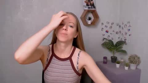 adamais_ online show from September 24, 2025, 4:27 am