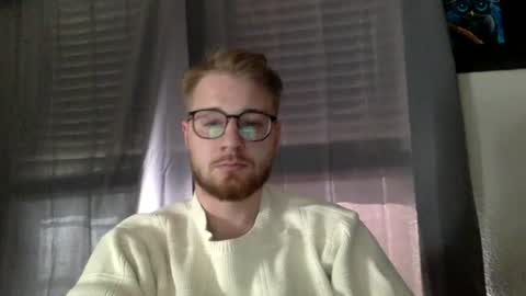 adamblack_1 online show from June 19, 2026, 9:29 pm