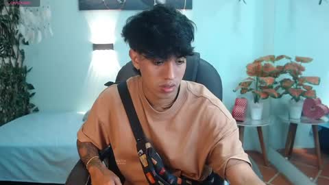 Adam online show from April 28, 2026, 1:49 pm