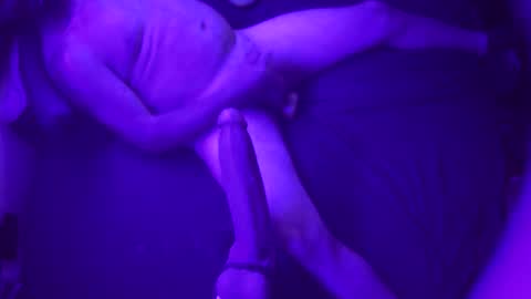 adamineve online show from October 4, 2025, 9:29 am