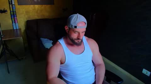 Snapshot of adamjameson chatting on May 7, 2026, 4:51 am AdamJameson online show from May 7, 2026, 4:51 am