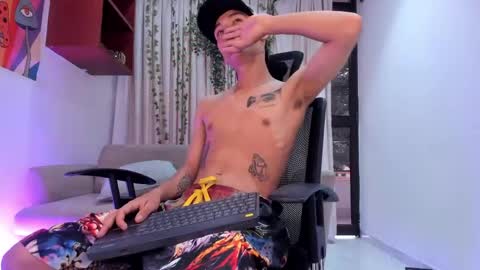 Snapshot of adammercury_ chatting on June 4, 2026, 12:00 pm ADAM online show from June 4, 2026, 12:00 pm