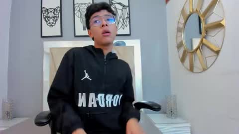 Adams Bobby online show from March 16, 2026, 11:14 am