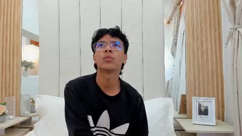 Adams Bobby online show from July 11, 2026, 11:13 am