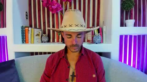 Im Adams Sanz online show from February 7, 2026, 7:17 pm