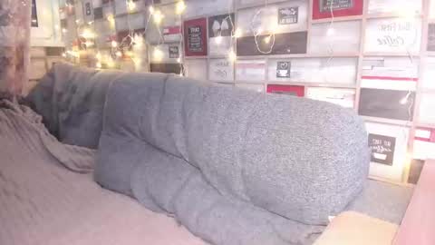 Snapshot of adamsvictory chatting on December 13, 2024, 12:20 am Victoria online show from December 13, 2024, 12:20 am